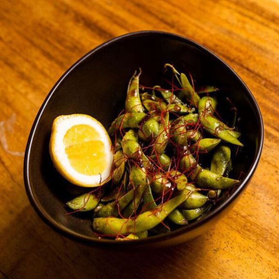 Spicy Edamame en Terrat Rooftop