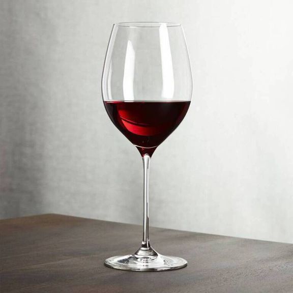 Copa de vino de tempranillo Viña Otaño